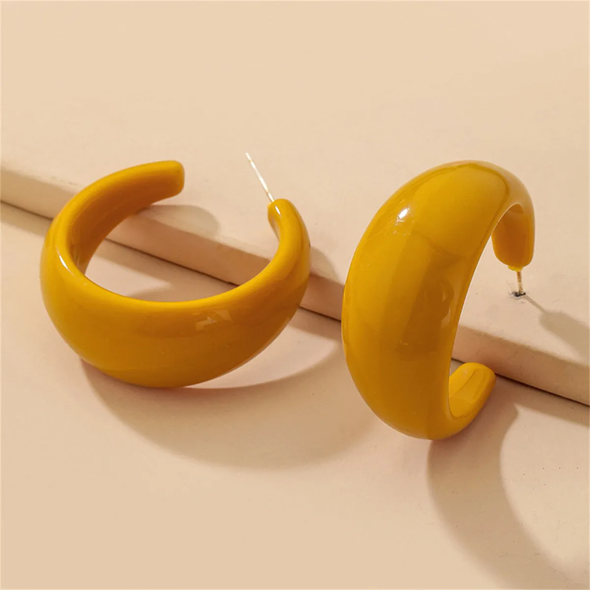 Yellow Resin & Silver-Plated Chunky C-Shaped Huggie Earrings